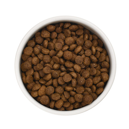 Ultra полнорационный сухой корм для взрослых стерилизованных кошек и кастрированных котов, с говядиной - 1,5 кг